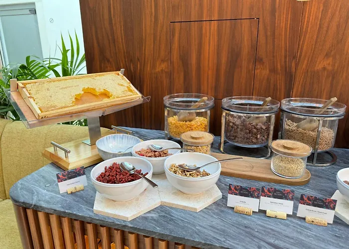 Duo Hotel Lisbon, Curio Collection By Hilton