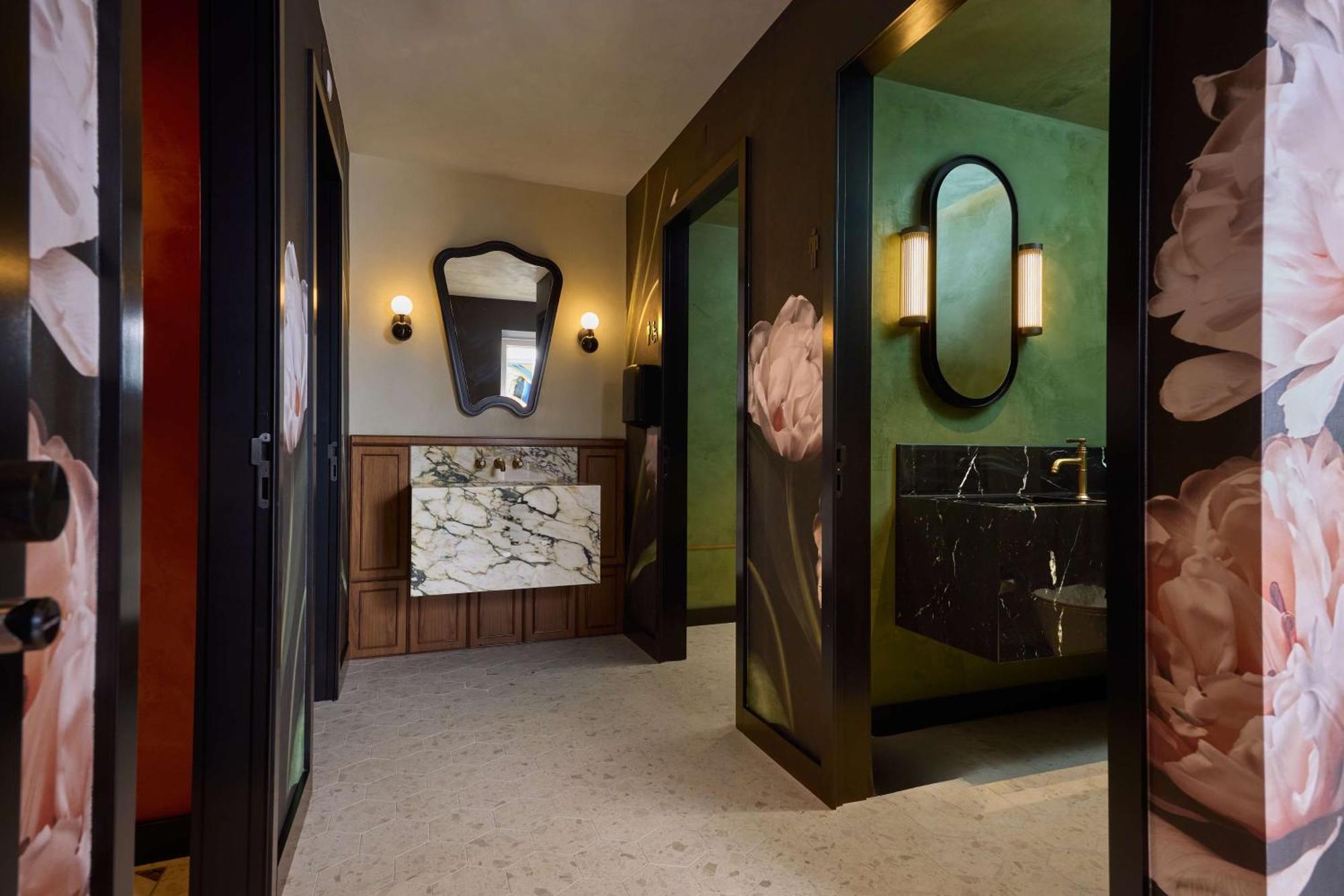 Hotel Duo Lisbon, Curio Collection By Hilton 4*