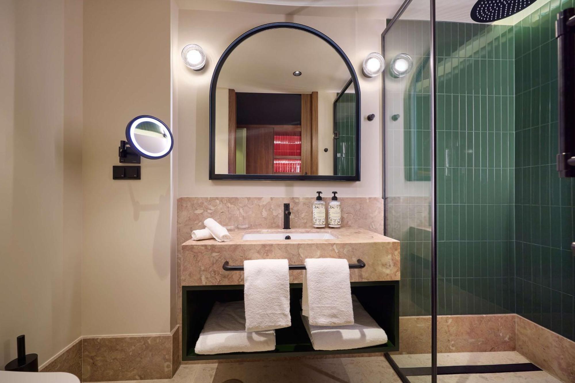 Duo Lisbon, Curio Collection By Hilton 4* Lisboa